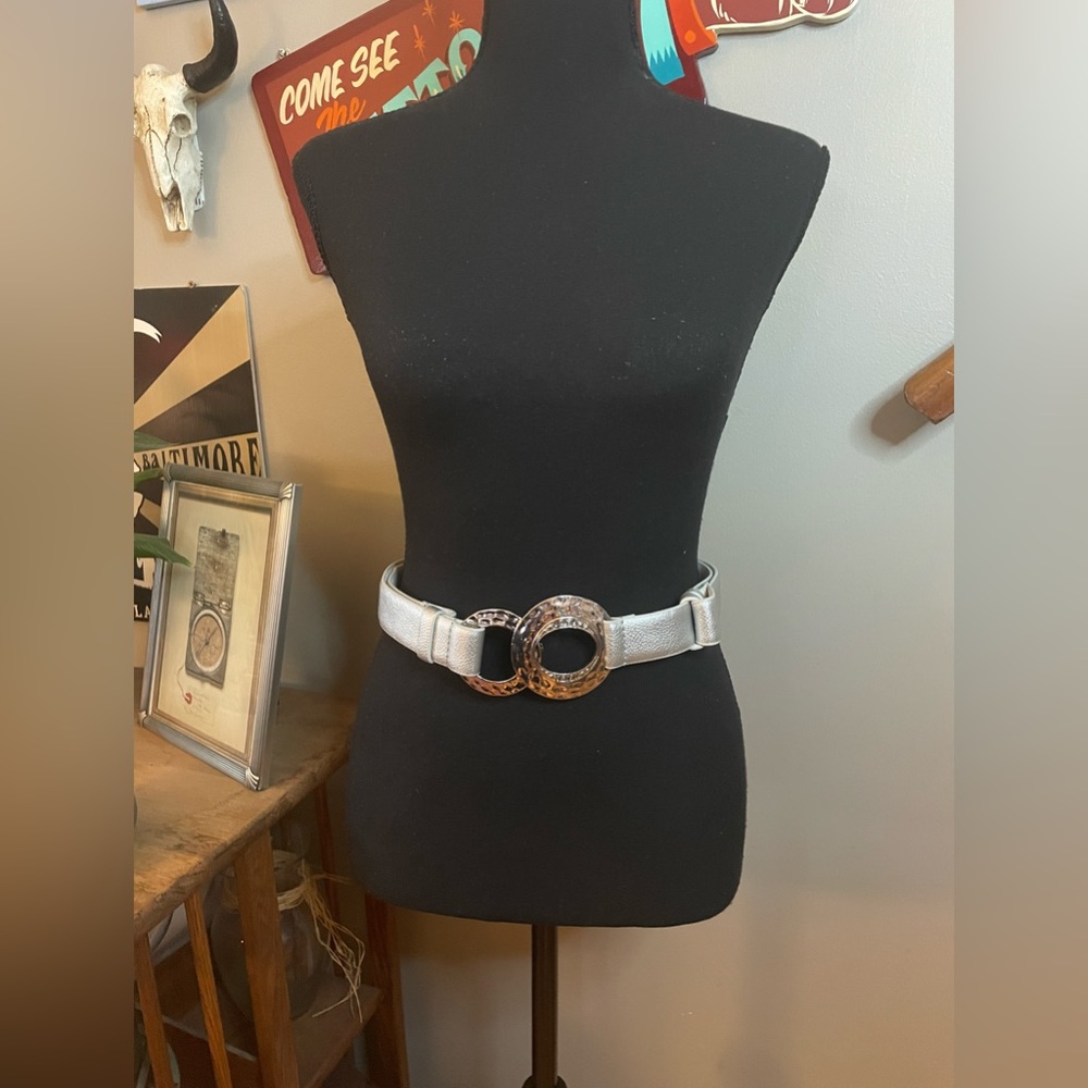 Chico's Adjustable Silver Leather Belt with Silver Circle Buckle